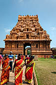 The great Chola temples of Tamil Nadu - The Brihadishwara Temple of Thanjavur. The first (outer) entrance gopura. 